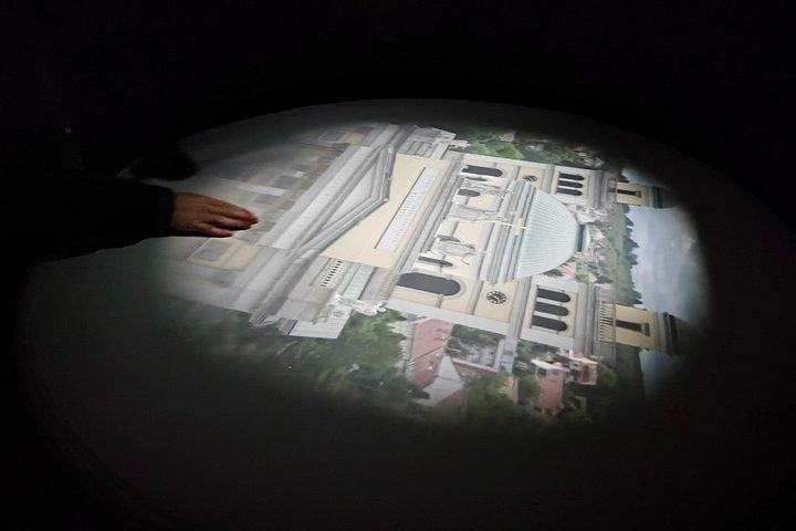 ユネスコ世界遺産ホローケーとエゲルプライベートツアー