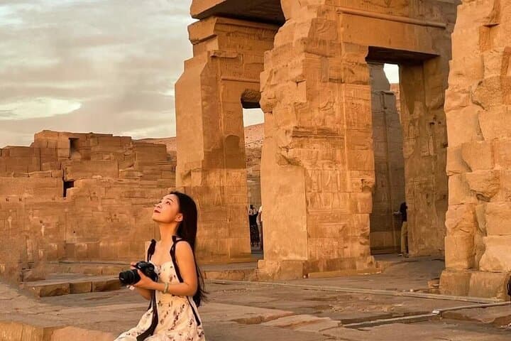 Private Return Transfer from Luxor to Edfu and Kom Ombo Temples