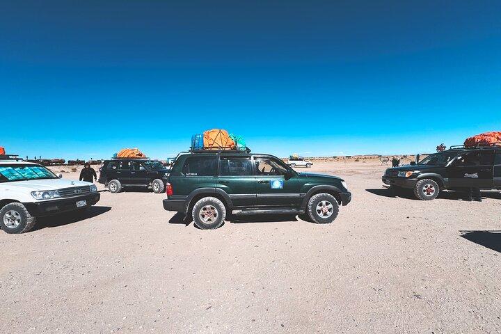 Uyuni Saltflat de San Pedro de Atacama ALLER-RETOUR ou ALLER SIMPLE vers Uyuni