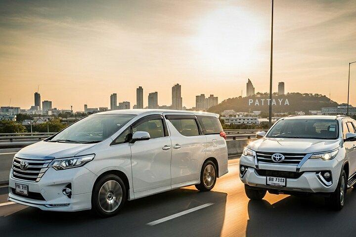 プライベート快適車送迎: パタヤホテルからバンコクホテルへ