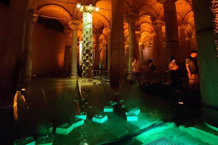 Istanbul Guided Old City Wonders and Bosphorus Cruise Tour