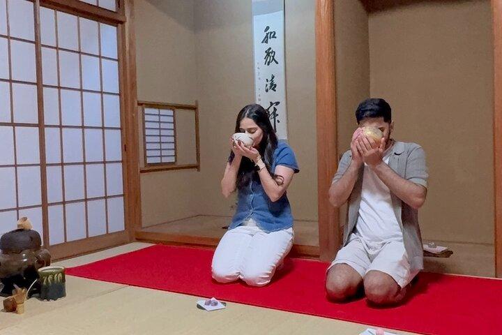 Cerimônia de chá autêntico Shibuya com instrutor experiente