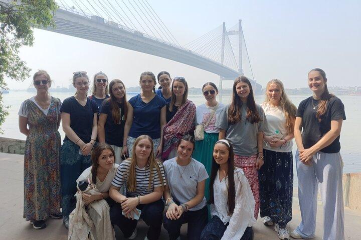 Private Kolkata Custom Tour 2 Tage : Blumenmarkt, Mutterhaus