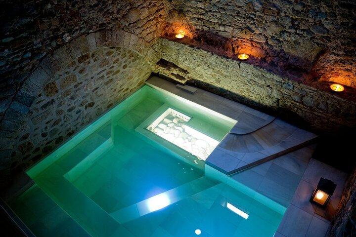 90-minütiger Thermalbad-Rundgang in Girona