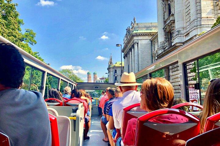 乗り降り自由のツアー市内観光ミュンヘン