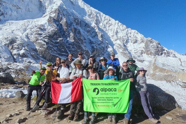Salkantay Trek 5D/4N com Cabines de Vidro, Cúpulas do Céu e Casa do Hobbit