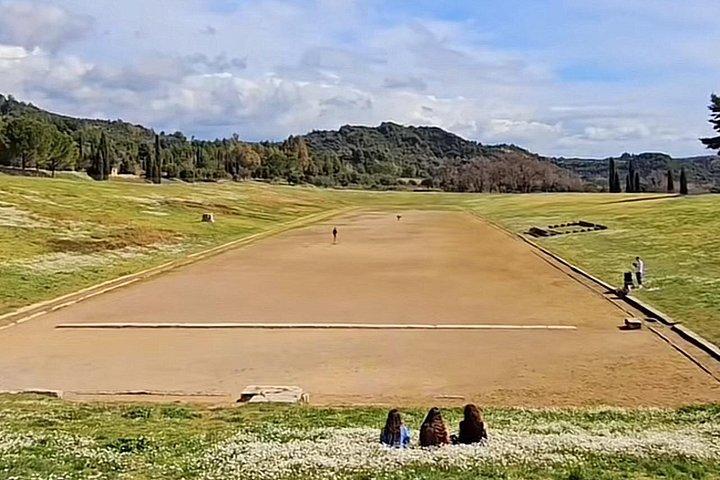 カタコロン：オリンピアガイドツアー,オリーブグローブ＆ギリシャ料理教室