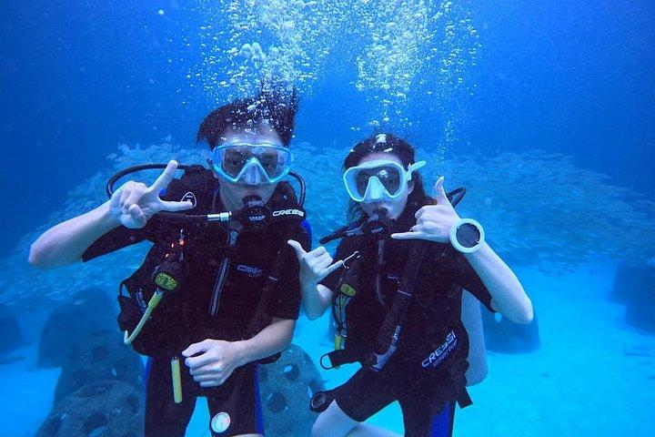 プーケットラチャPADIディスカバースキューバダイビング2ダイブとGoPro