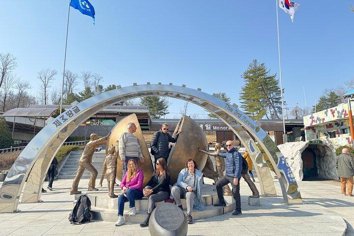 DMZ Private Tour med War Memorial Tour som Service