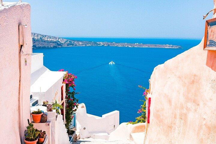 Yummy Santorini Food Tour