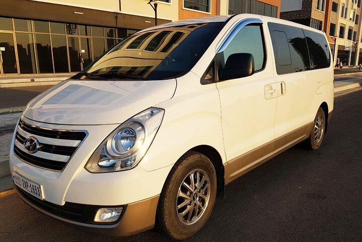 Transfer van/naar het vliegveld Techo International Airport (KTI)
