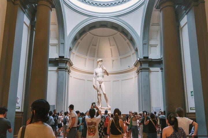 Florence Highlights Tour with Michelangelo's David & Duomo