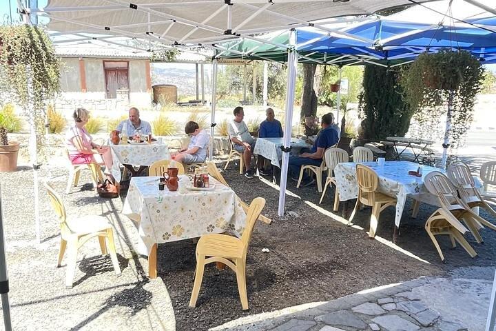 Paphos Wine & Halloumi Tour with Winery and Monastery Visit