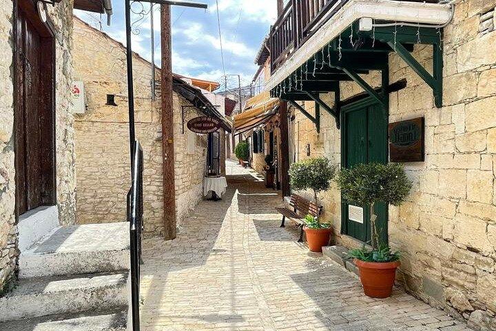 Heart of Cyprus – Troodos, Kykkos, Villages & Wine -min 4 people
