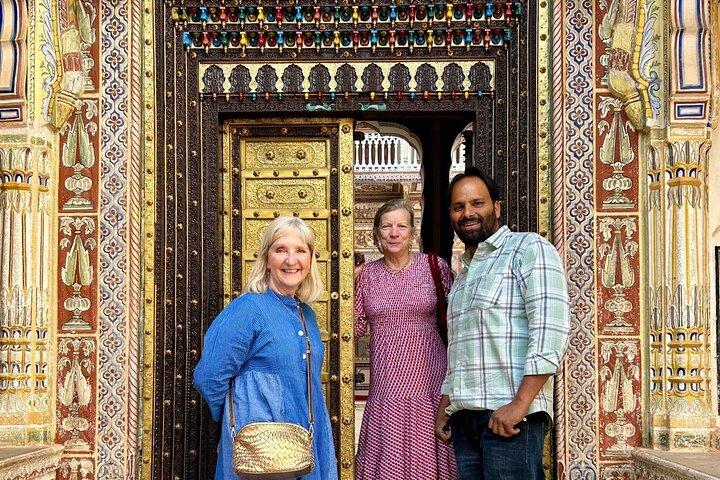 2 - Day Jaipur to Mandawa Nawalgarh and Mukundgarh Havelis Tour