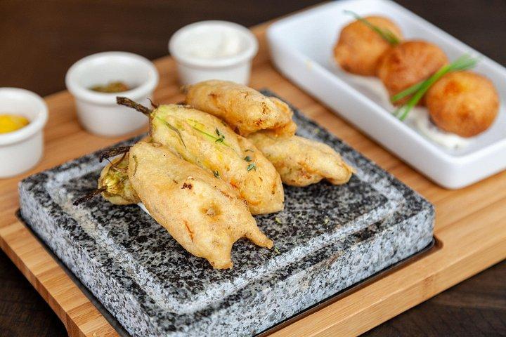 クックパスタ、ワイン煮込み肉＆デザート（4品～コース料理付き）
