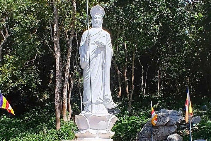 Ta Cu Mt. half-day tour from Mui Ne: Into Nirvana