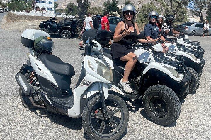 Scooter Santorini Highlights Tour
