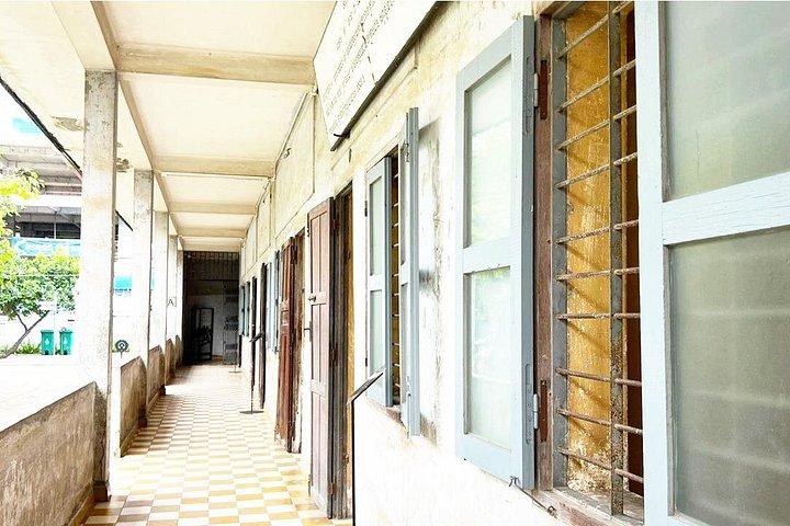 Killing Field and Genocide Museum, S21 prison Tour
