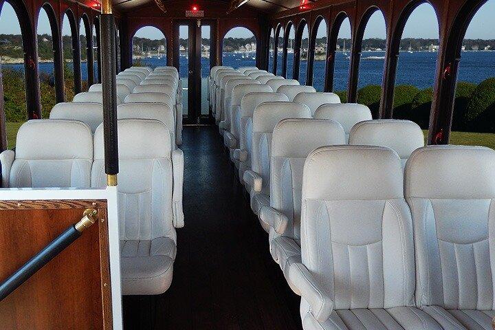 Tour in carrozza di Newport Gilded Age Mansions con biglietto per gli scassinatori (8 +)