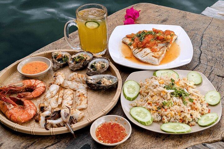 ヒトデビーチと水上村コンボボートトリップシーフードランチ