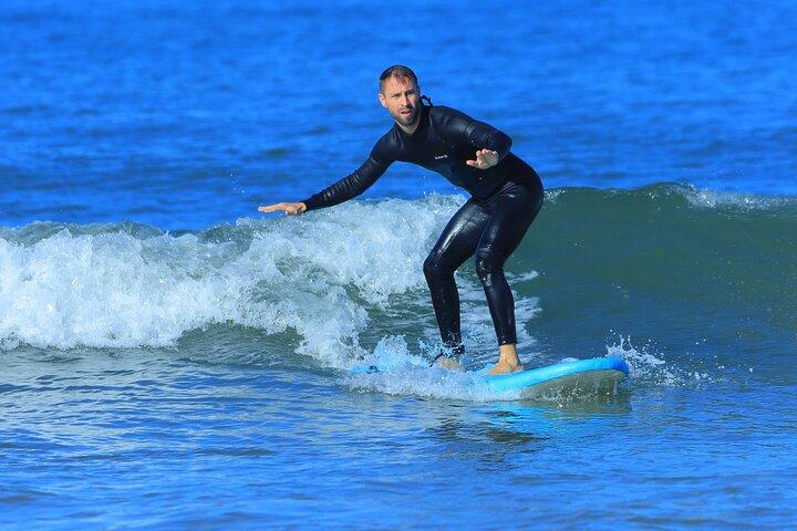 Lezioni di surf con istruttori locali, Cattura la tua prima onda