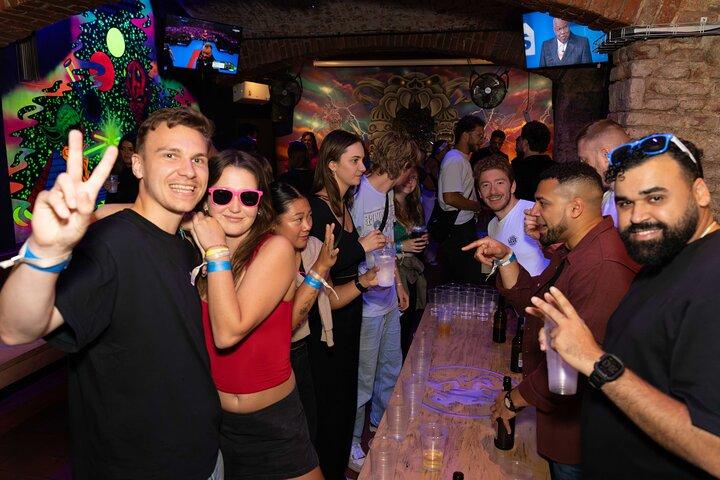 2 Stunden unbegrenztes Bier-Pong-Erlebnis in Prag Sports Bar