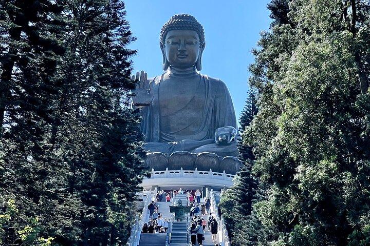 Visite privée de l'île de Lantau avec le maître conteur