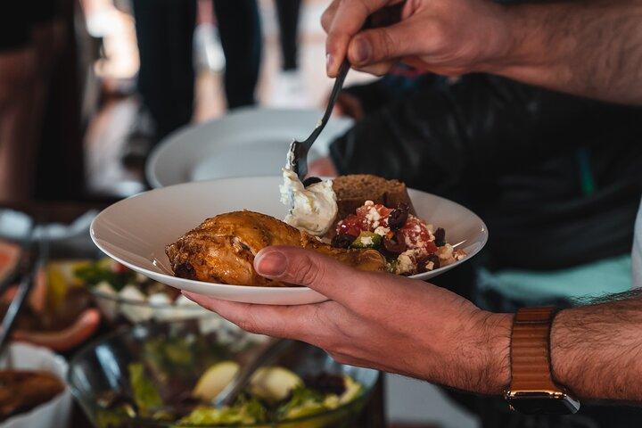 Crociera ad Atene: Agistri, Moni, Egina con pranzo e bevande inclusi