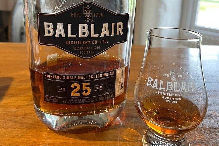 Distilaria de Whisky Escocesa & Fairytale Dunrobin Castle