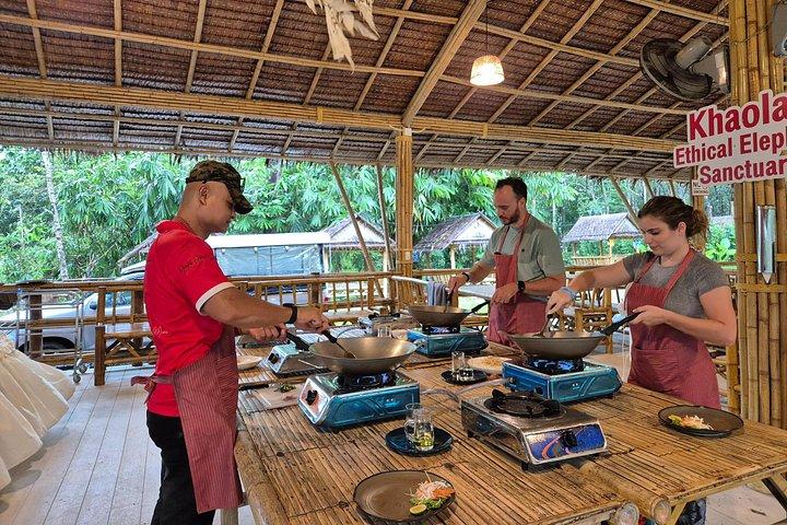 Khao Lak Thai Kochkurs mit Marktführung & eigenem Menü