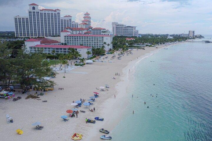 Transporte de ida y vuelta a Cable Beach/Bahamar Resort/Breezes