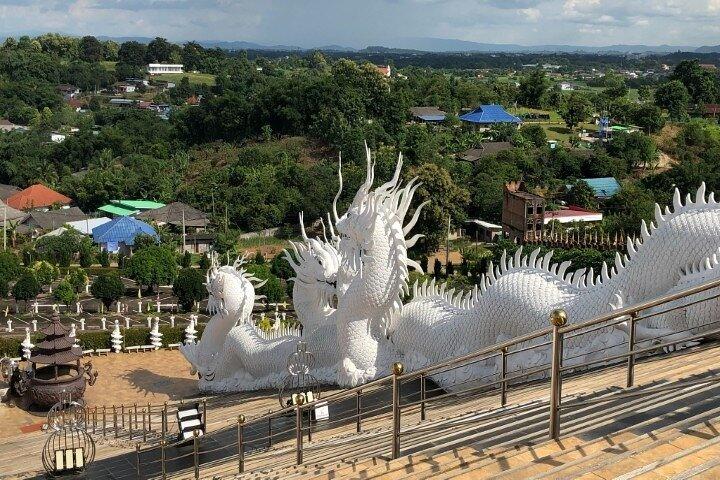 Chiang Mai-Chiang Rai : Blanc Bleu Rouge Temple Lalita Café Déjeuner