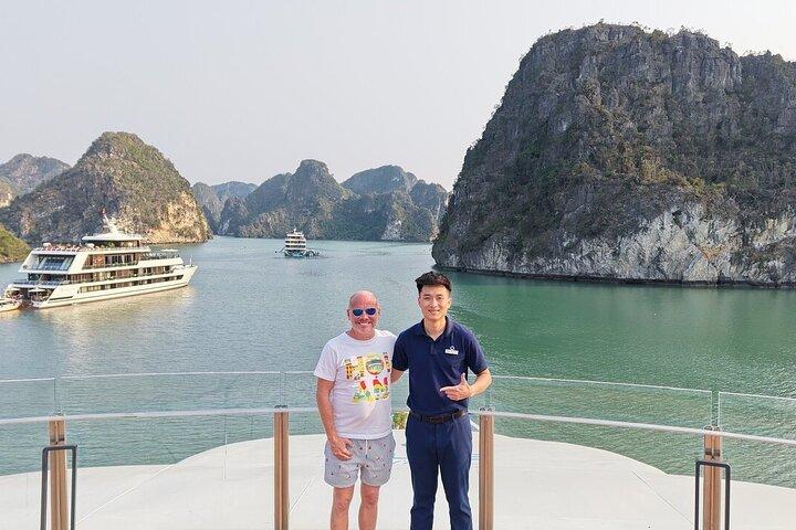 Elite of The Seas 2D1N Luxus VIP Kreuzfahrt in der Halong Bucht von Hanoi