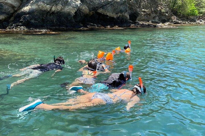 タイロナセーリングセイルボート旅行