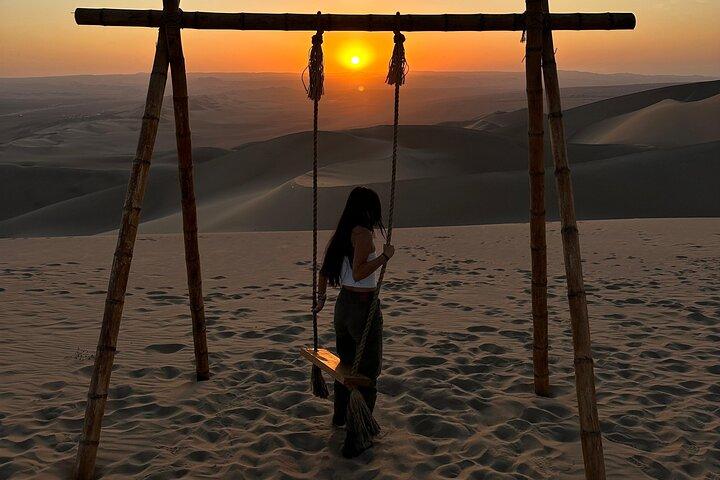 Desde Ica o Huacachina: Tour de Buggy y Sandbording con atardecer