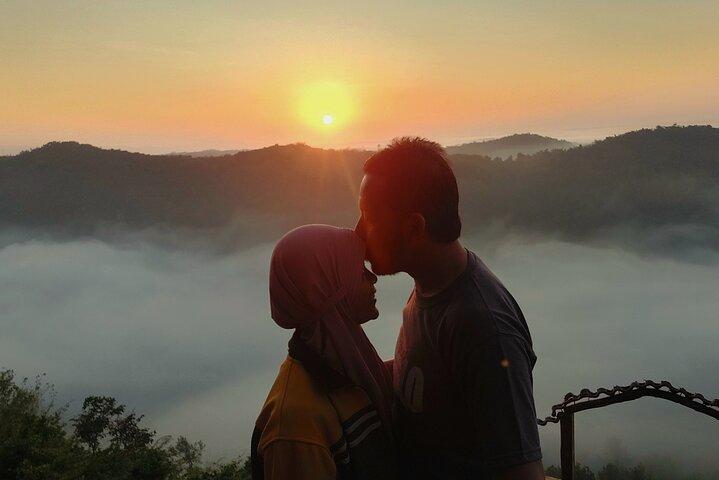 Yogyakarta : AMANECER Sobre Nube & Explorar Templos UNESCO w/ GUÍA