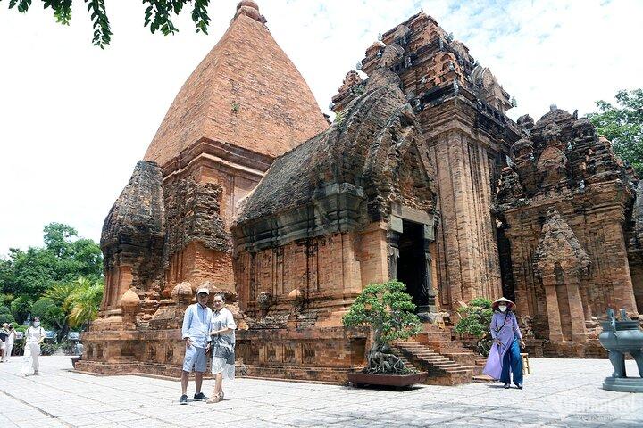 Nha Trang Private halbtägige Stadtrundfahrt – Top Highlights