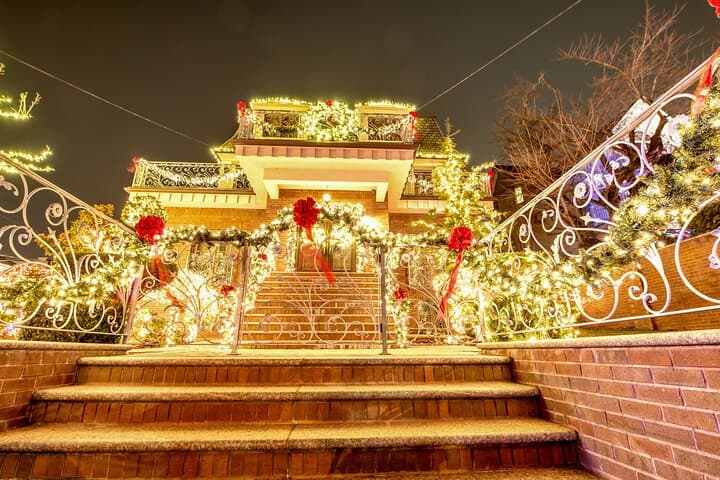 Dyker Heights Holiday Lights Tour Christmas Magic in NYC