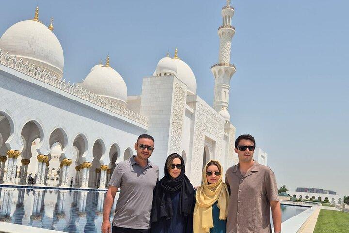 Private Abu Dhabi Stadtrundfahrt mit TeamLab Phänomene Abu Dhabi