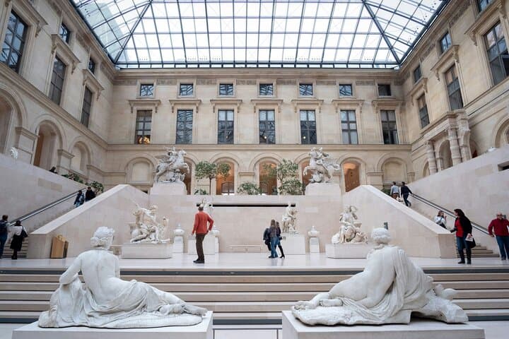 Louvre Reserved Access with Eiffel Tower and Cruise Option