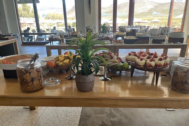 Aquila Big 5 Safari and Wine Tasting Day Tour – From Cape Town