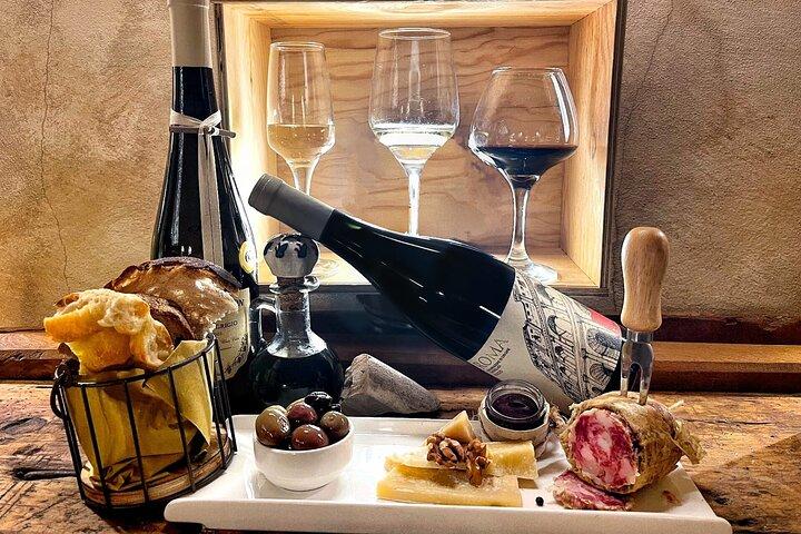 Private Rome Golf Cart VIP Tour Food Tasting + 5 Wines & Pickup