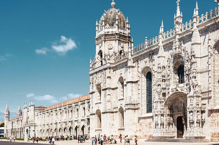 Belém and Jerónimos Monastery Private Walking Tour & Ticket