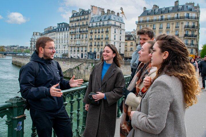 Hoteller i nærheden af Notre Dame Paris Cathedral - Exterior Guided Tour