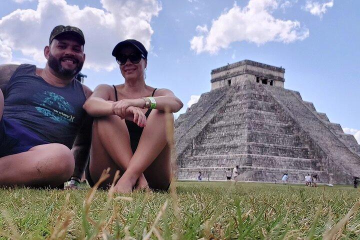Chichén Itzá Maya ruiner & Cenote Chichikan dagstur från Tulum