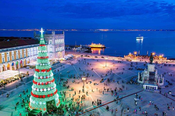 Lisbon : Christmas Lights by Tuk Tuk