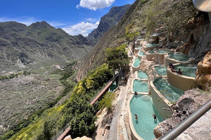 2 Days in Hot Springs Tolantongo Hotel and Private Transportation