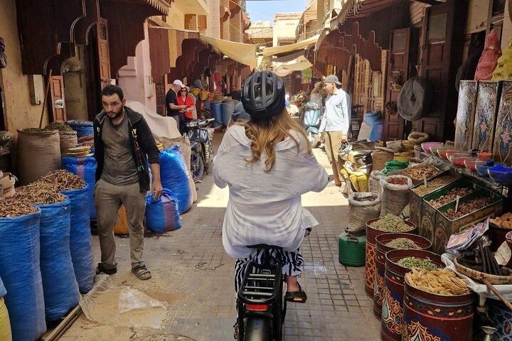 Scopri il meglio di Marrakech in e-bike