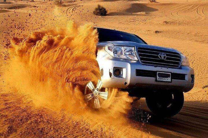 Arabisk sand eventyr, 60 minutter ATV, Camel ride, Live shows, BBQ